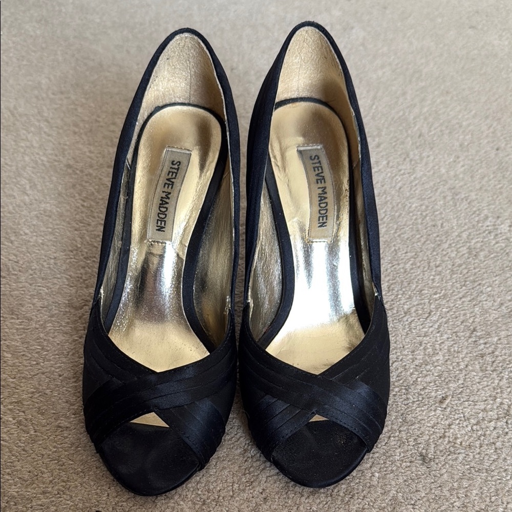 Steve Madden Black Satin Peep Toe Heels